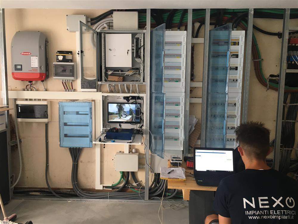 Impianto domotico, installazione, cabine di controllo