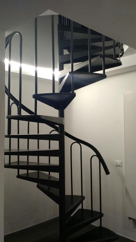 Impianto domotico, dettaglio illuminazione scale